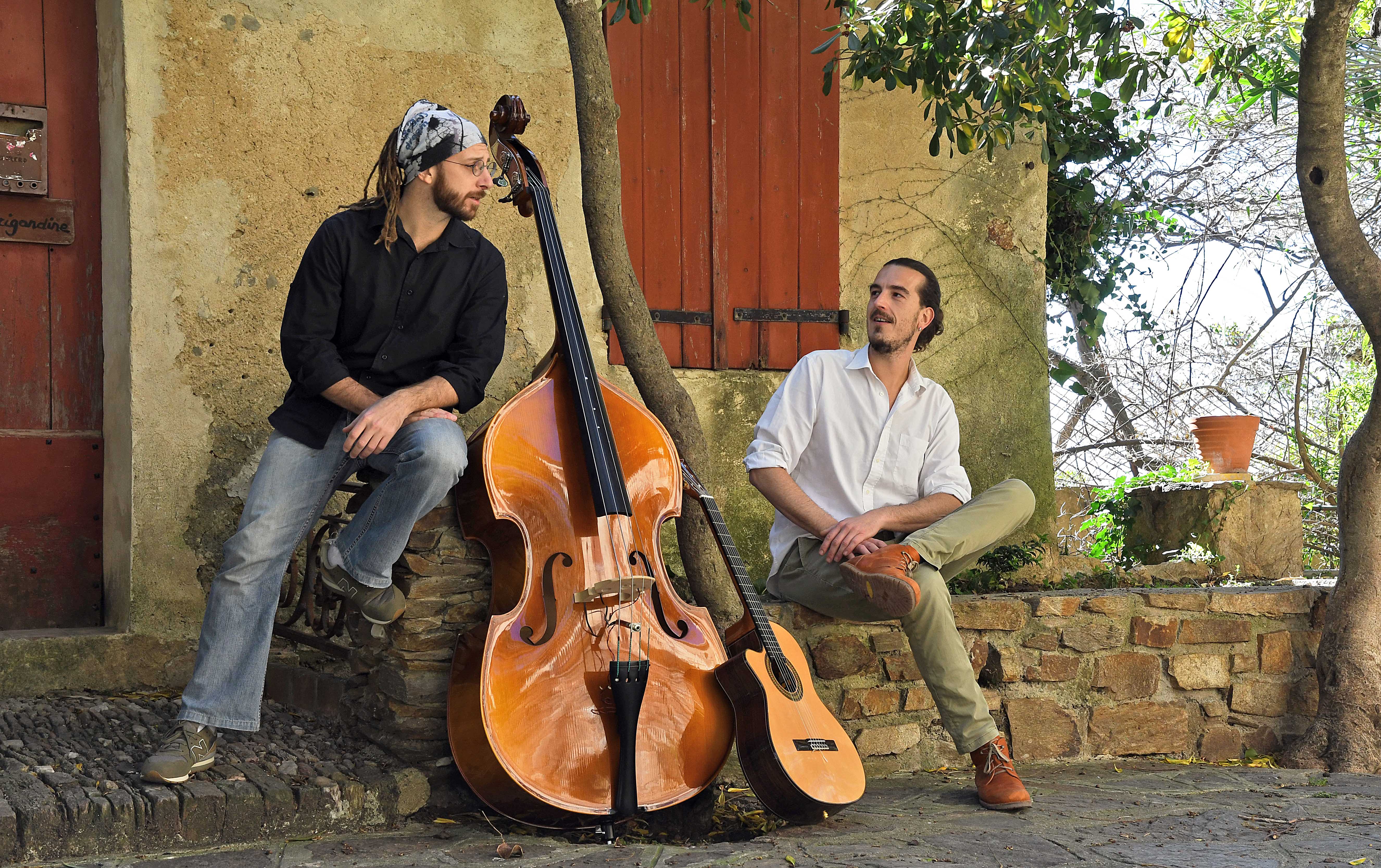 MOB , un duo acoustique idéal pour vos soirées.